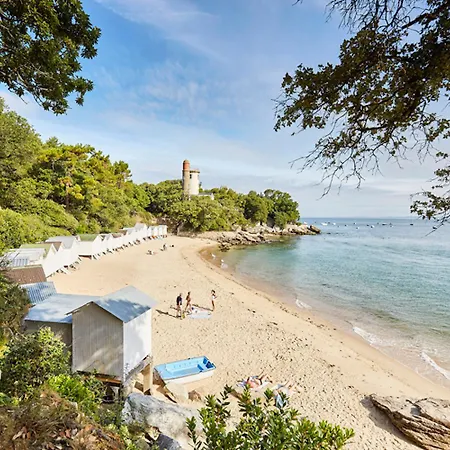 300m - Petite Maison Avec Jardin Pour 3 * L'Epine (Vendee)