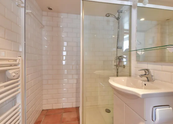 300m - Petite Maison Avec Jardin Pour 3 Apartmán